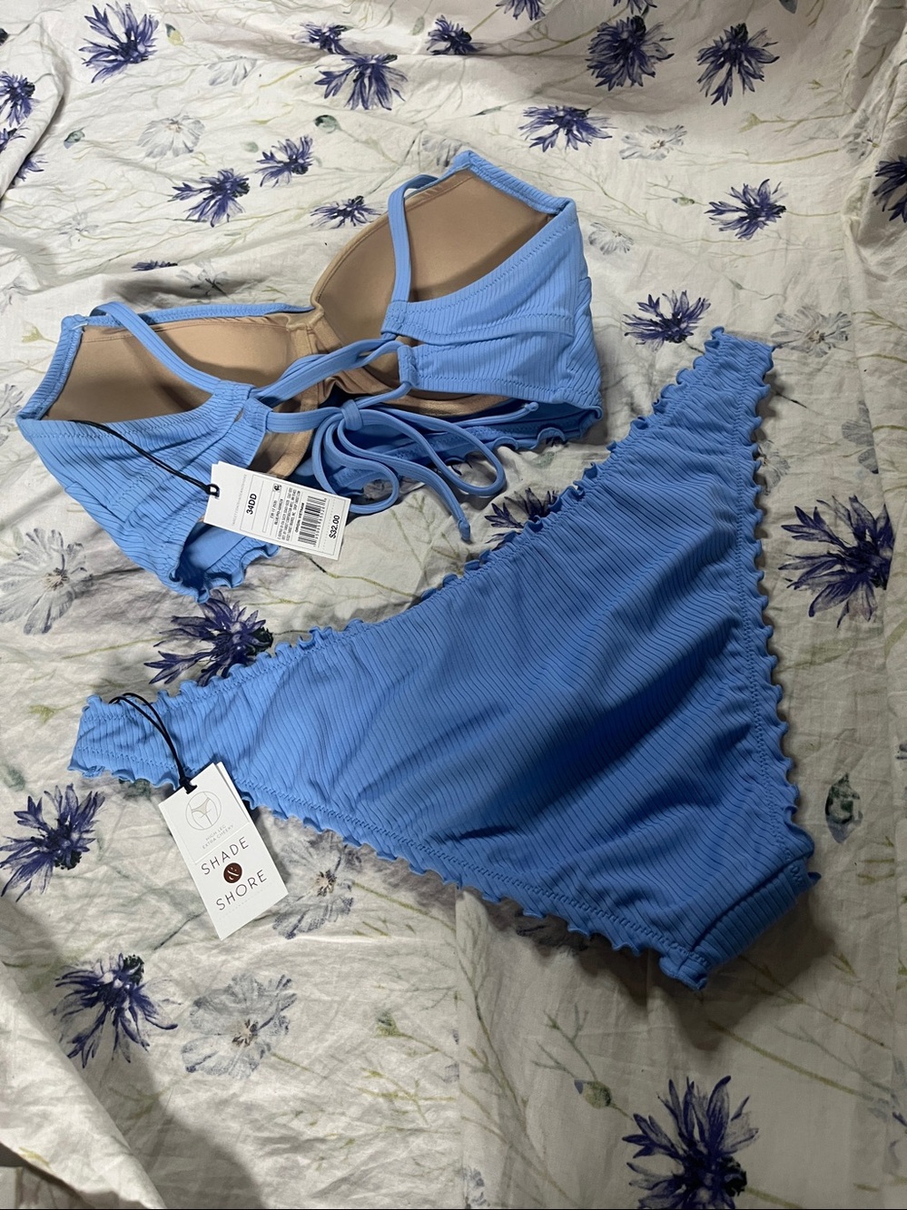 Shade & Shore Ribbed Ruffle Bikini Set – Padded Top & Low Rise Bottoms 💙✨ - Picture 2 of 5